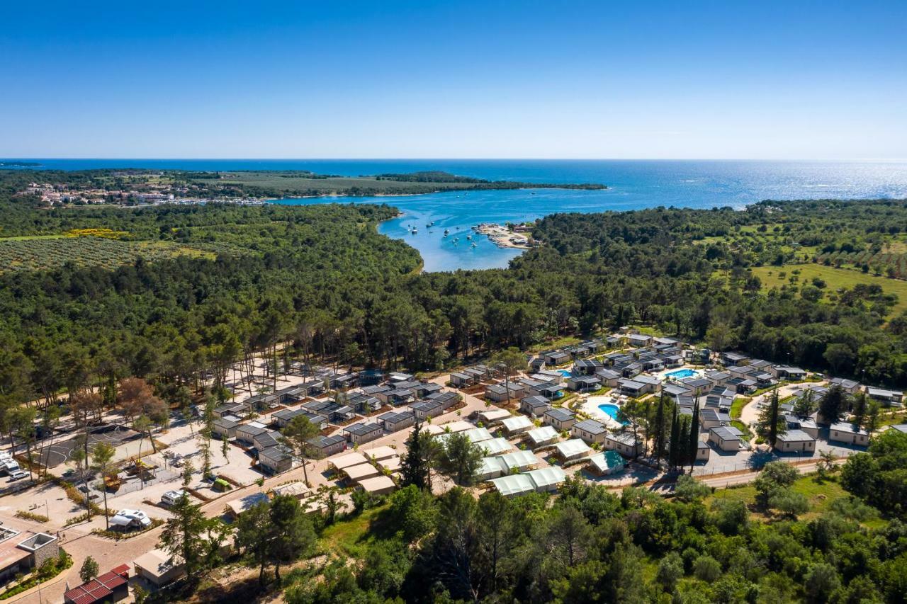 Mobile Homes Camping Santa Marina, Lanterna Tar-Vabriga Exterior photo Aerial view of the resort